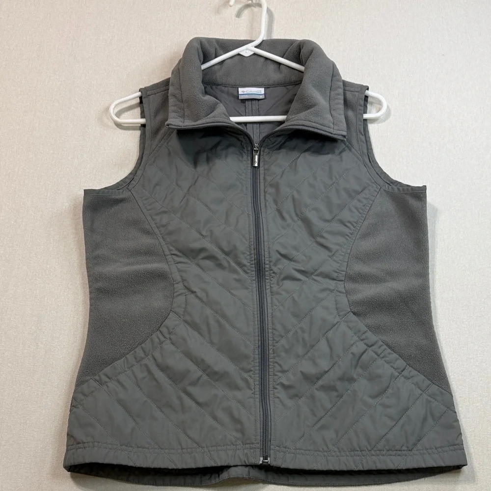 Columbia Women's Charcoal Quilted Vest